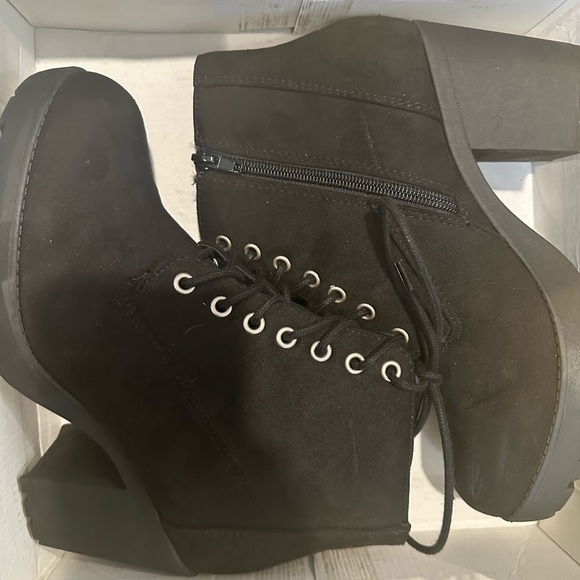 Soda Black Ankle Boots size 8 - Picture 12 of 12